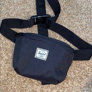 Herschel supply fanny pack
